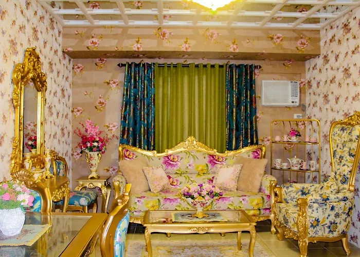 Aparthotel The Hive Condotels - Flora Manila